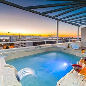 https://sunset-penthouse-apartment.hotelinzadar.com